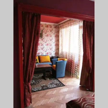 Palazzo Style Cozy Apartment Sofia